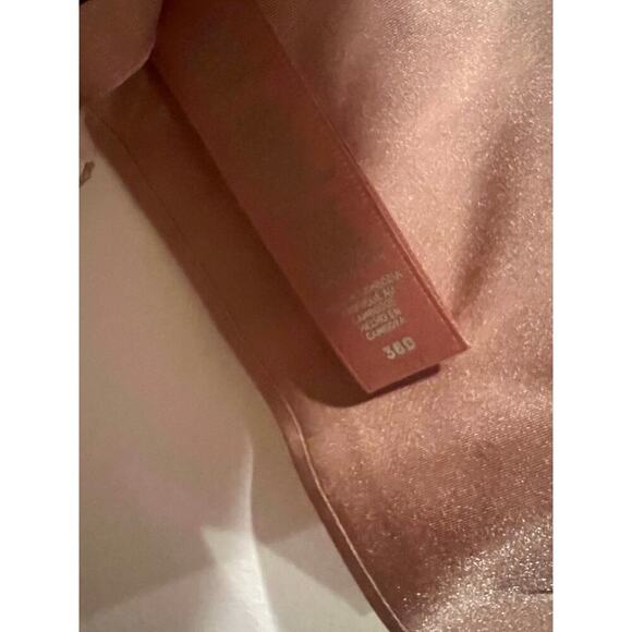 NWT Skims Bra - Picture 4 of 4